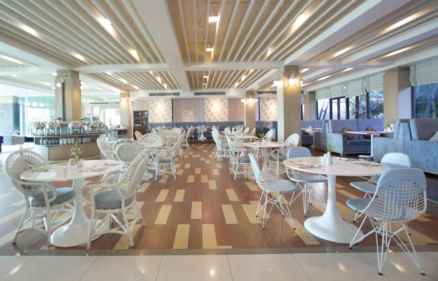พื้นที่รับประทานอาหารที่ The Lafs